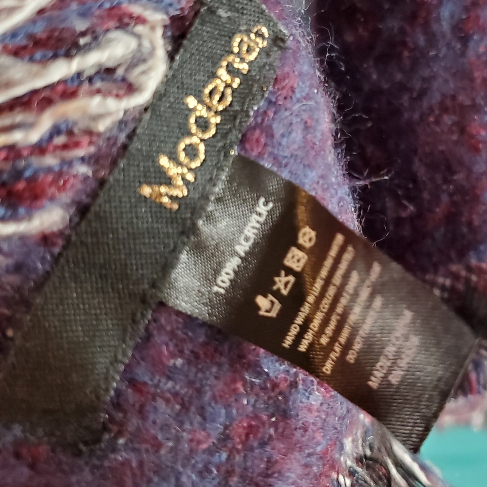 Modena scarf - Picture 3 of 3
